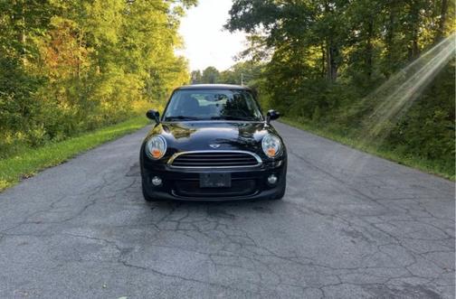 2011 MINI Cooper Base