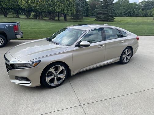 2018 Honda Accord Touring 2.0T
