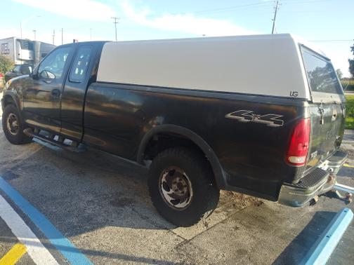 2000 Ford F-150 Work Series SuperCab