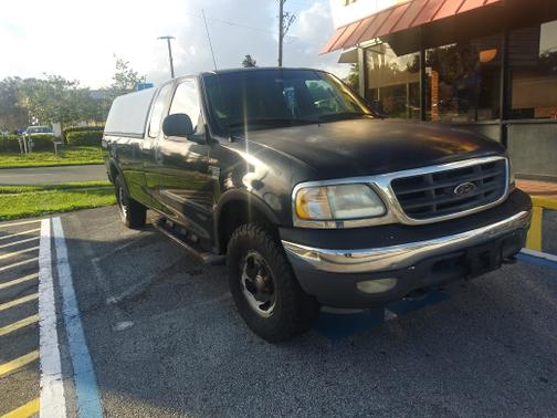 2000 Ford F-150 Work Series SuperCab