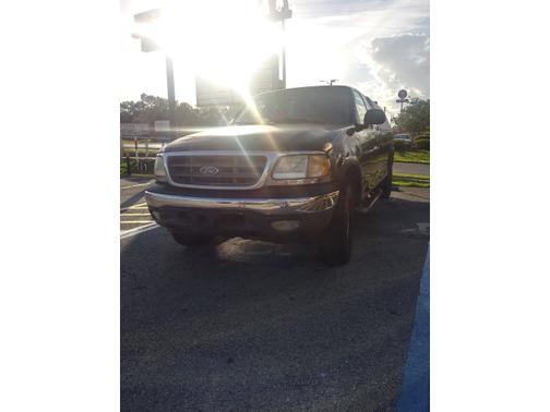 2000 Ford F-150 Work Series SuperCab