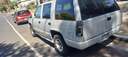 Gray 2000 Chevrolet Tahoe Limited