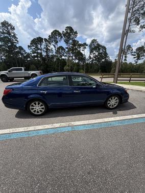 Blue 2008 Toyota Avalon Limited