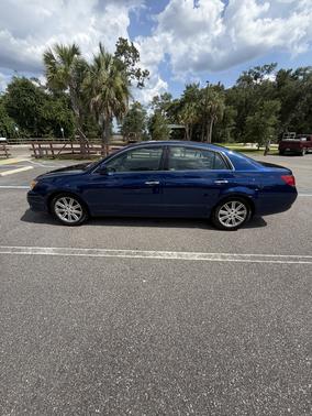 Blue 2008 Toyota Avalon Limited