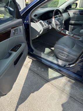 Blue 2008 Toyota Avalon Limited