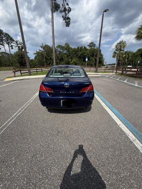 Blue 2008 Toyota Avalon Limited