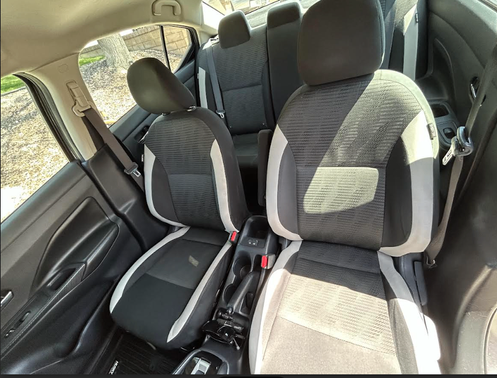 Gray 2020 Nissan Versa 1.6 SV