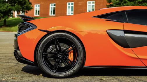 2017 McLaren 570S Base