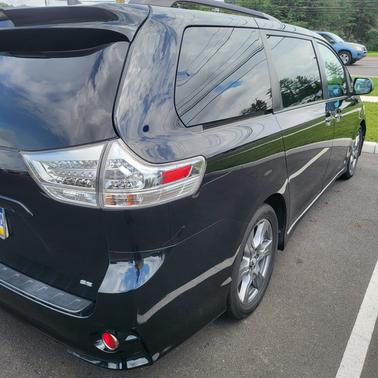 2018 Toyota Sienna SE Premium