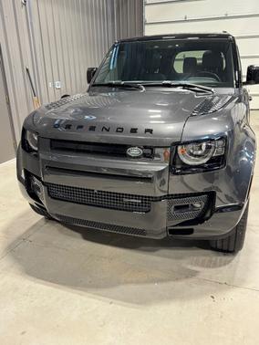 2023 Land Rover Defender X-Dynamic SE