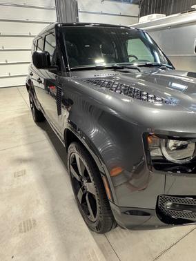 2023 Land Rover Defender X-Dynamic SE