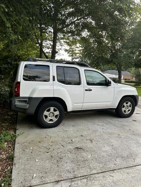 White 2007 Nissan Xterra S