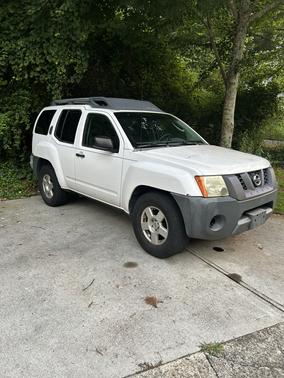 White 2007 Nissan Xterra S