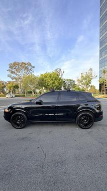 Black 2019 Porsche Cayenne Cayenne
