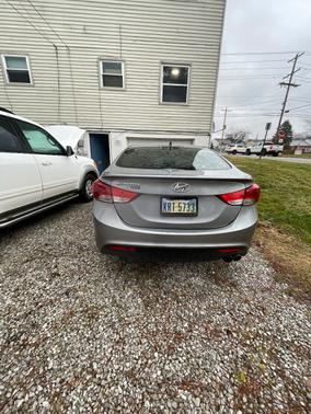 2013 Hyundai ELANTRA SE