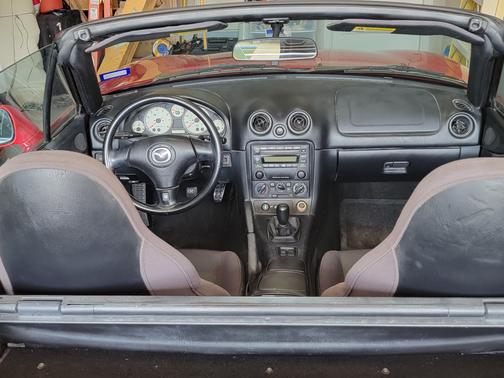 2003 Mazda MX-5 Miata Base