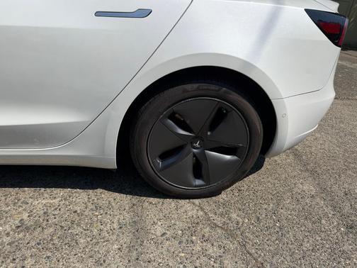 White 2020 Tesla Model 3 Long Range