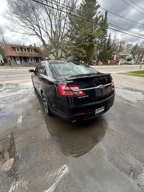 Black 2017 Ford Taurus SHO