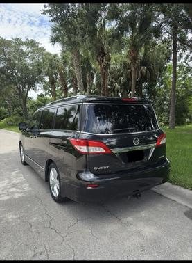 Black 2015 Nissan Quest Platinum