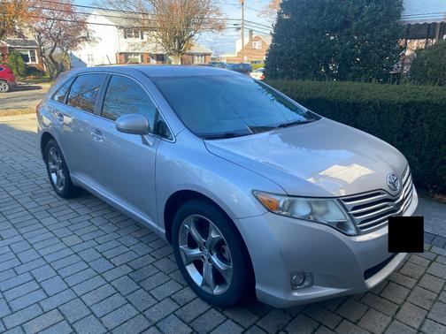 2010 Toyota Venza Base