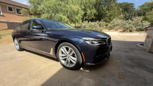 Blue 2016 BMW 750 i