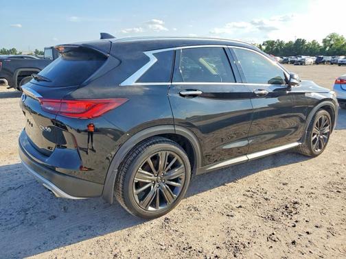Black 2022 INFINITI QX50 ESSENTIAL
