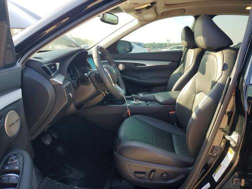 Black 2022 INFINITI QX50 ESSENTIAL