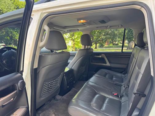 White 2011 Toyota Land Cruiser Base