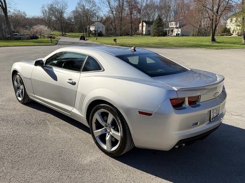 Silver 2010 Chevrolet Camaro 2SS