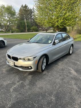 Silver 2018 BMW 320 i xDrive