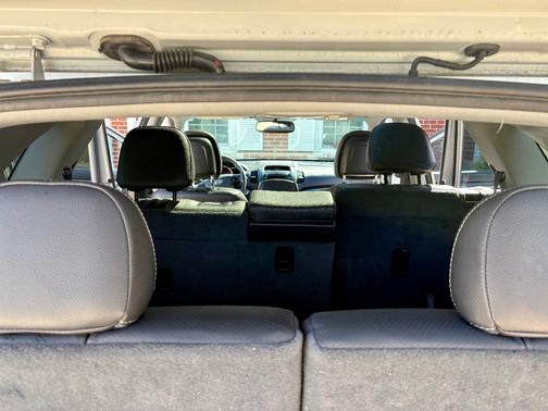 Silver 2011 Kia Sorento SX