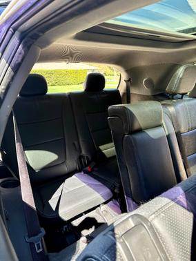 Silver 2011 Kia Sorento SX