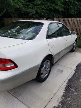 Photo 3 of 12 of 2001 Lexus ES 300 Base