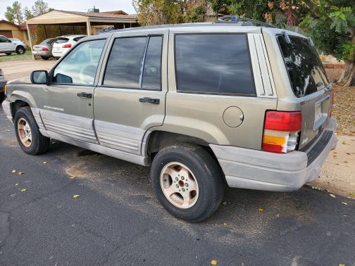 1998 Jeep Grand Cherokee Laredo