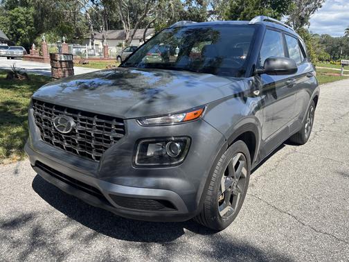 Gray 2025 Hyundai VENUE SEL
