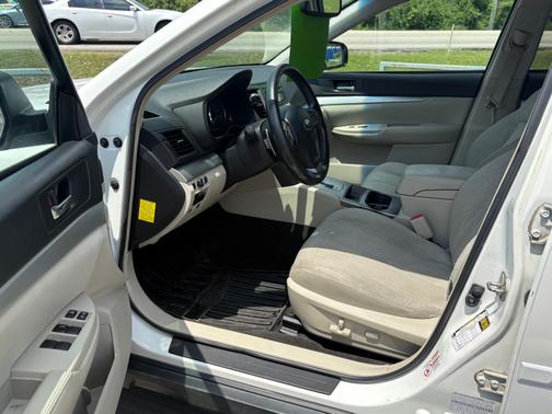 2012 Subaru Outback 2.5i Premium