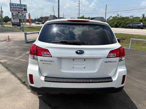 2012 Subaru Outback 2.5i Premium