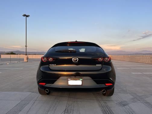 Black 2019 Mazda Mazda3 FWD w/Preferred Package