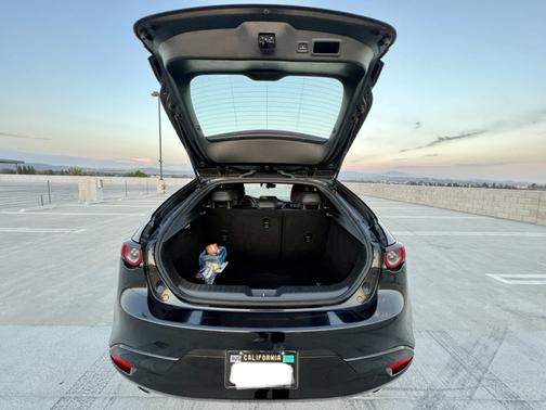 Black 2019 Mazda Mazda3 FWD w/Preferred Package