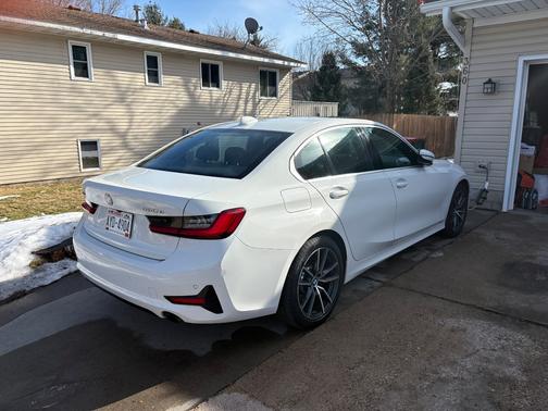 2021 BMW 330e xDrive