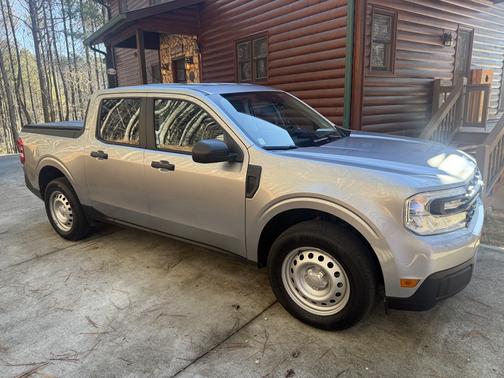 2023 Ford Maverick XL