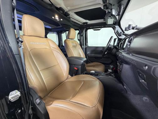 Black 2021 Jeep Wrangler Unlimited Rubicon