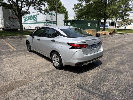 Gray 2021 Nissan Versa 1.6 S