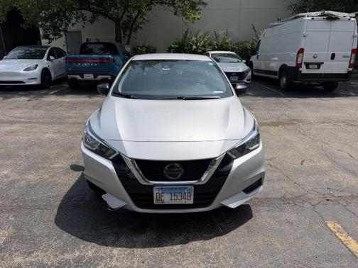 Gray 2021 Nissan Versa 1.6 S
