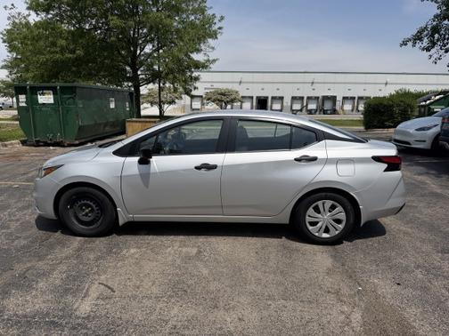 Gray 2021 Nissan Versa 1.6 S