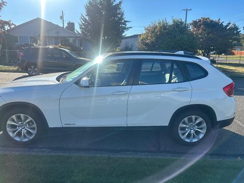 White 2014 BMW X1 xDrive 28i
