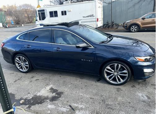 Black 2019 Chevrolet Malibu Premier