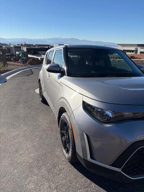 Gray 2023 Kia Soul S