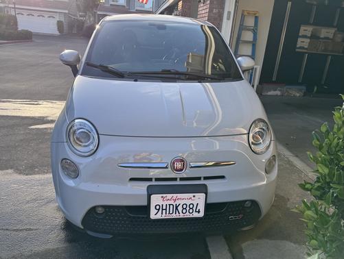 White 2017 FIAT 500e Battery Electric