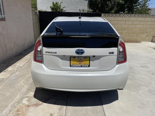 2014 Toyota Prius Five